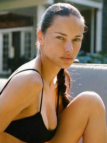 Adriana lima page leaked private photo uncensored HD quality