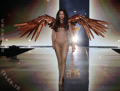 Adriana lima page leaked private photo uncensored HD quality