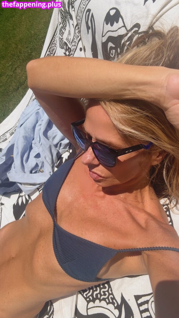 Adriane galisteu/ leaked private photo uncensored HD quality