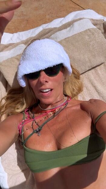 Adriane galisteu leaked private photo uncensored HD quality