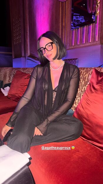 Agathe auproux  page leaked private photo uncensored HD quality