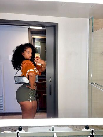 Aishaaamarie leaked private photo uncensored HD quality