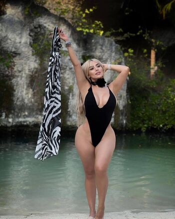 Alemia rojas page leaked private photo uncensored HD quality
