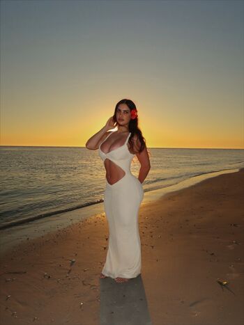 Allure by ana  page leaked private photo uncensored HD quality