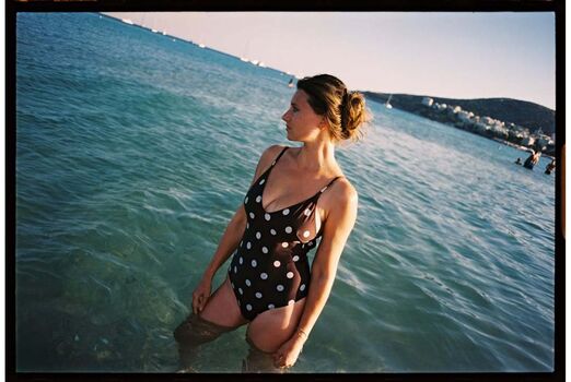 Aly michalka leaked private photo uncensored HD quality