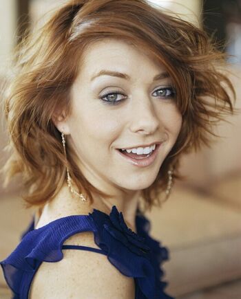 Alyson hannigan leaked private photo uncensored HD quality