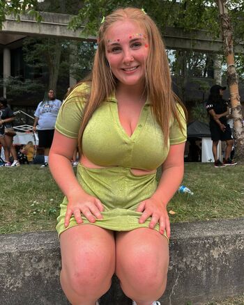 Alyssaholmes page leaked private photo uncensored HD quality