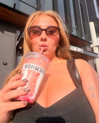 Alyssaholmes leaked private photo uncensored HD quality