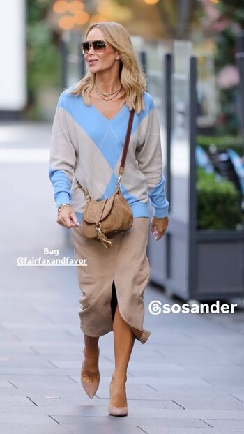 Amanda holden  page leaked private photo uncensored HD quality
