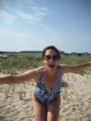 Amy jo johnson leaked private photo uncensored HD quality