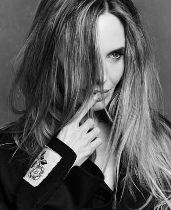Angelina jolie page leaked private photo uncensored HD quality