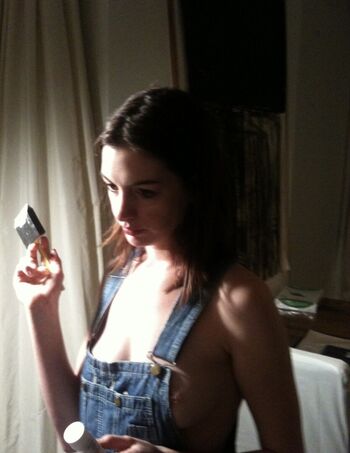 Anne hathaway leaked private photo uncensored HD quality