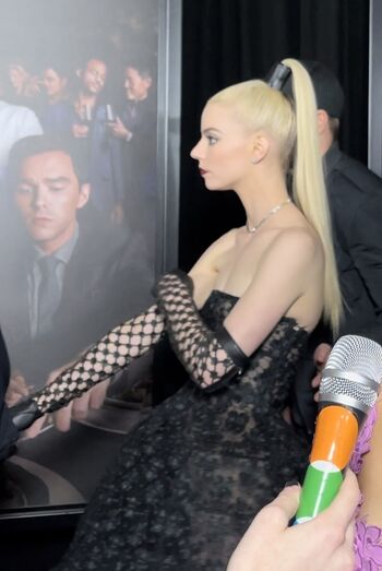 Anya taylor joy  page leaked private photo uncensored HD quality