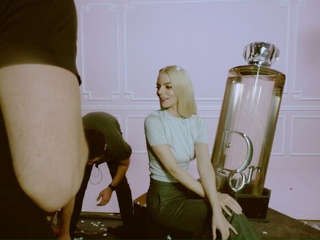 Anya taylor joy  page leaked private photo uncensored HD quality