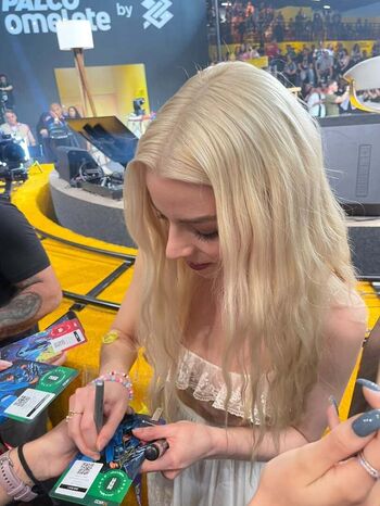 Anya taylor joy  page leaked private photo uncensored HD quality