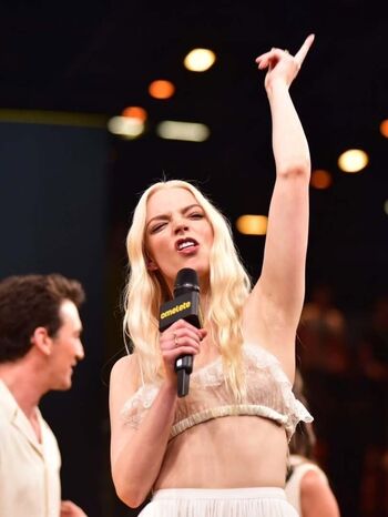 Anya taylor joy  page leaked private photo uncensored HD quality