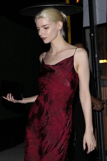 Anya taylor joy  page leaked private photo uncensored HD quality