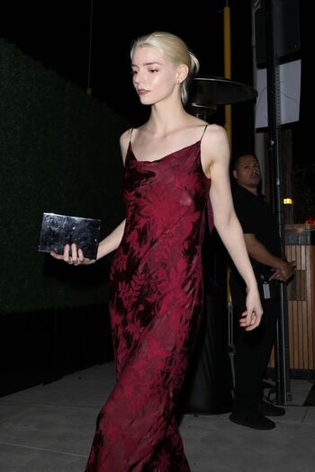 Anya taylor joy  page leaked private photo uncensored HD quality