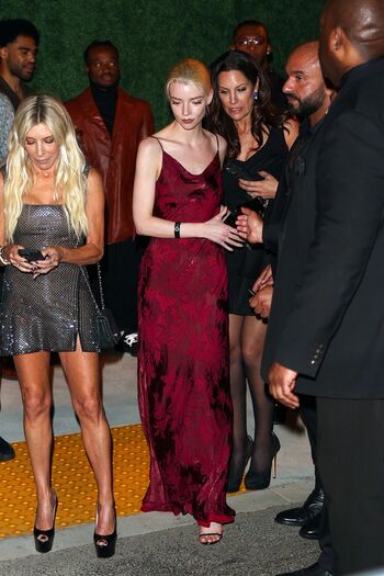 Anya taylor joy  page leaked private photo uncensored HD quality