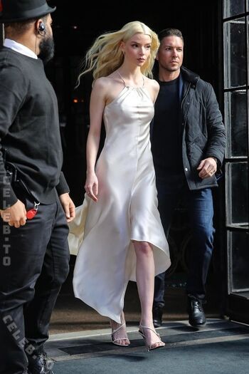 Anya taylor joy  page leaked private photo uncensored HD quality