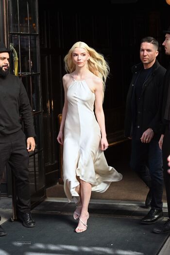 Anya taylor joy  page leaked private photo uncensored HD quality