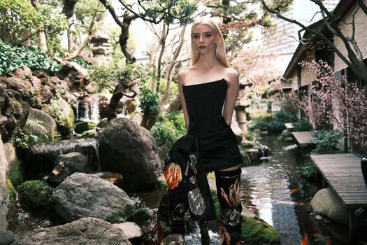 Anya taylor joy  page leaked private photo uncensored HD quality