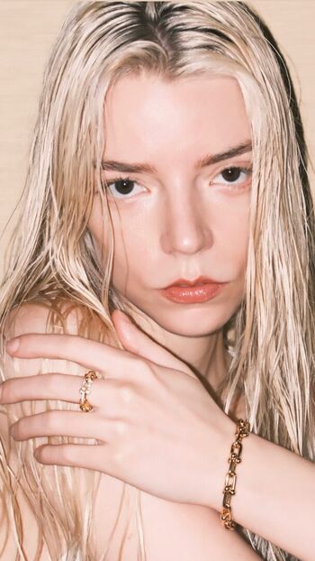 Anya taylor joy  page leaked private photo uncensored HD quality