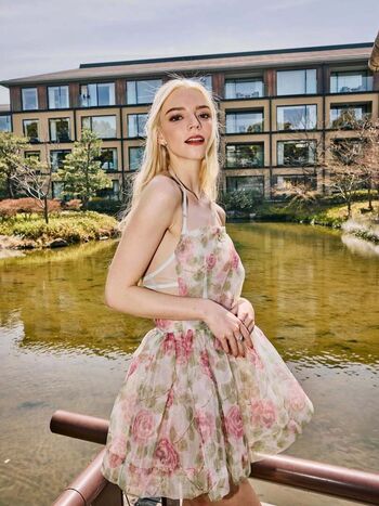 Anya taylor joy  page leaked private photo uncensored HD quality