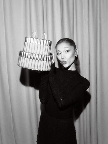 Ariana grande leaked private photo uncensored HD quality
