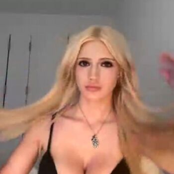 Bestblondiiecb page leaked private photo uncensored HD quality