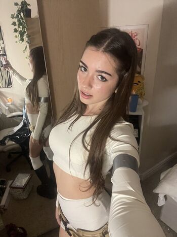 Bighazeleyeddoe leaked private photo uncensored HD quality