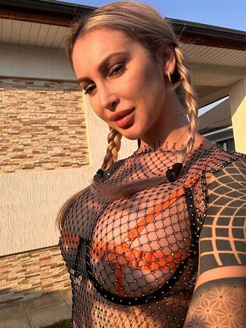 Blond elle page leaked private photo uncensored HD quality