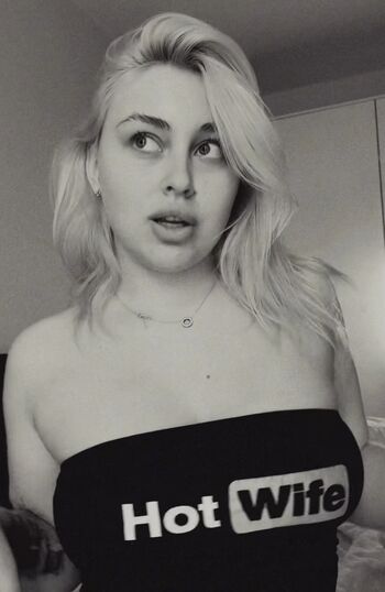 Bobbie moore  page leaked private photo uncensored HD quality