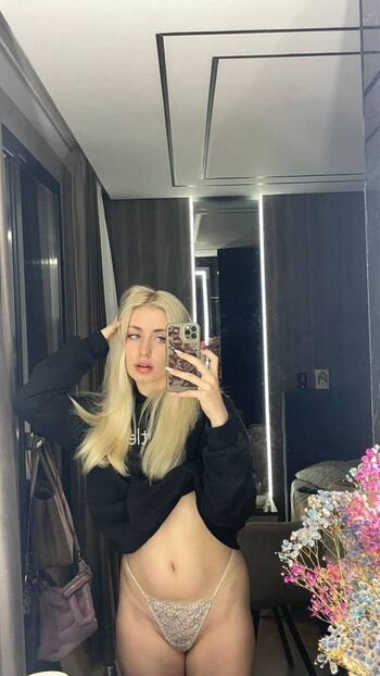 Bobbie moore  page leaked private photo uncensored HD quality