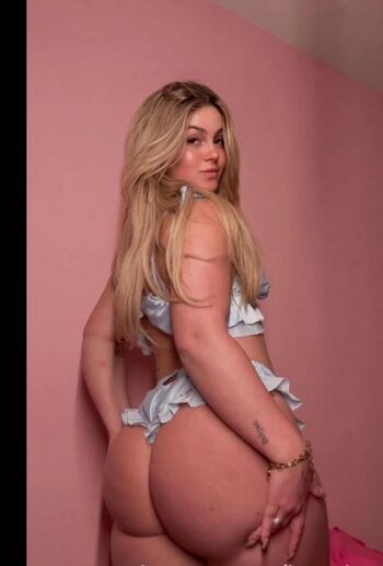 Bootyluna  page leaked private photo uncensored HD quality
