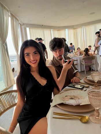 Botezlive leaked private photo uncensored HD quality