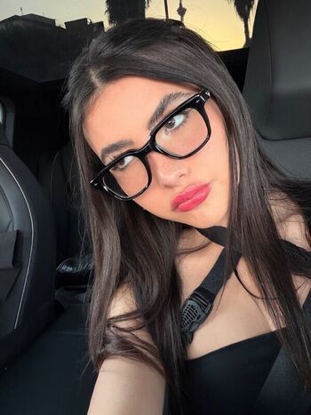 Botezlive leaked private photo uncensored HD quality