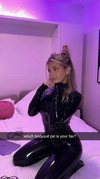 Breckie hill leaked private photo uncensored HD quality