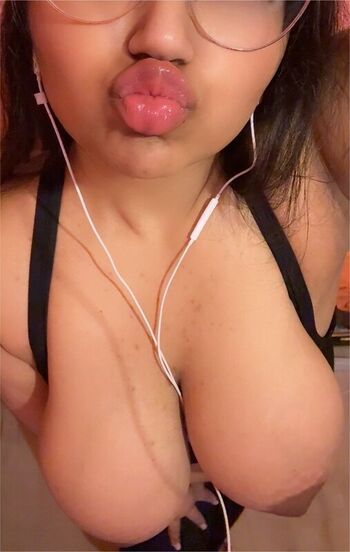 Bvnniworld page leaked private photo uncensored HD quality