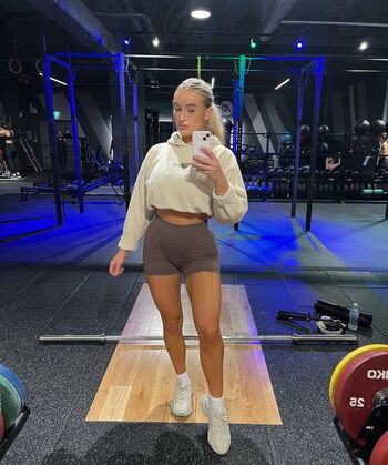 Caitlin perriam leaked private photo uncensored HD quality