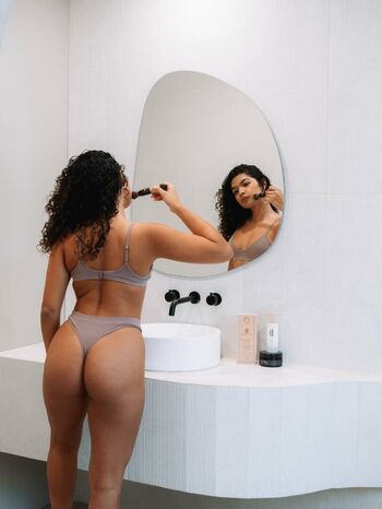 Caroline santos leaked private photo uncensored HD quality