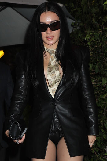 Charli xcx leaked private photo uncensored HD quality