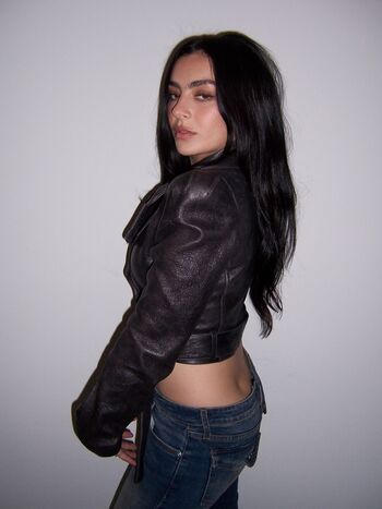 Charli xcx page leaked private photo uncensored HD quality