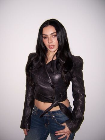 Charli xcx page leaked private photo uncensored HD quality