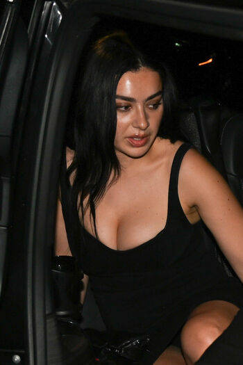Charli xcx page leaked private photo uncensored HD quality