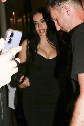 Charli xcx page leaked private photo uncensored HD quality