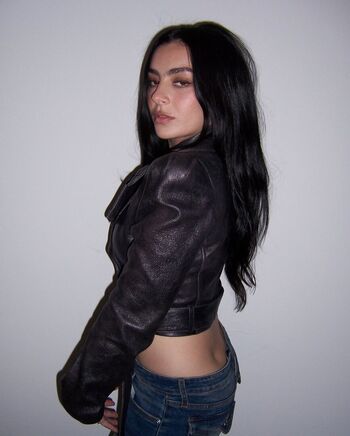 Charli xcx page leaked private photo uncensored HD quality