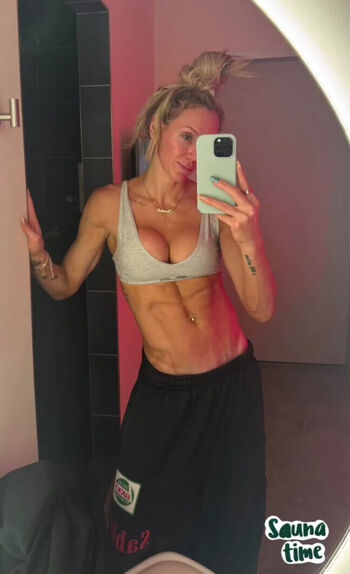 Charlotte flair page leaked private photo uncensored HD quality