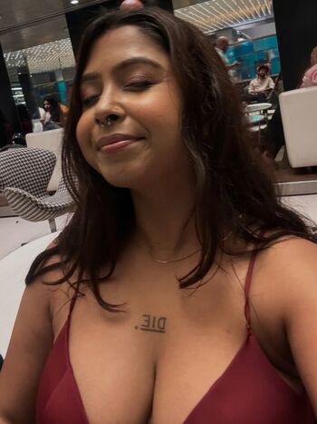 Chirasree sarkar page leaked private photo uncensored HD quality