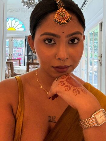Chirasree sarkar page leaked private photo uncensored HD quality